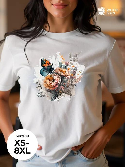 Butterfly on a Flower Oversized Cotton T-Shirt M