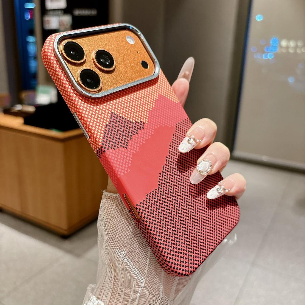 Compatible with The IPhone 18 Case, Carbon Fiber Magnetic Kevlar Red Snake Scepter, and Ultra-thin Hard Protective Case for IPhone 17