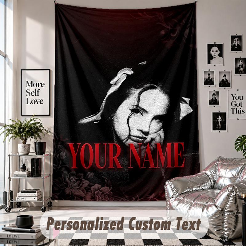 Wandbehang mit individuellem Namen & Text, Lana Del Rey Dekorationstextil für das Schlafzimmer