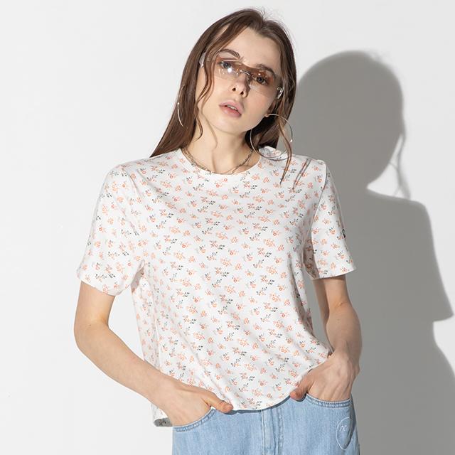 Raon Red Flower Embroidery T-Shirt Free
