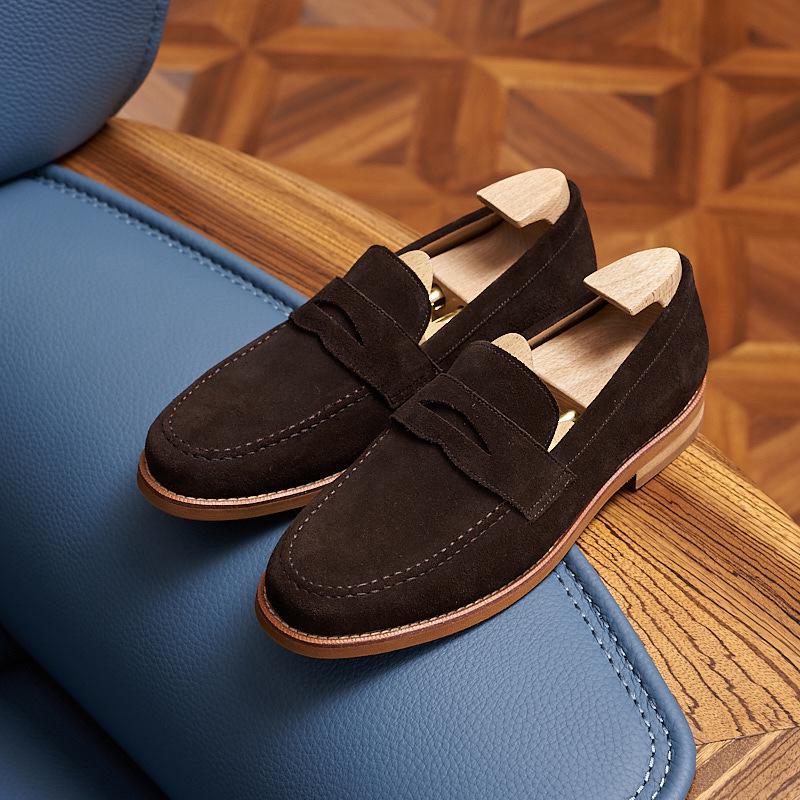 

Мужские зимние замшевые мокасины - Мокасины без застежек из матовой кожи 44 кофейный