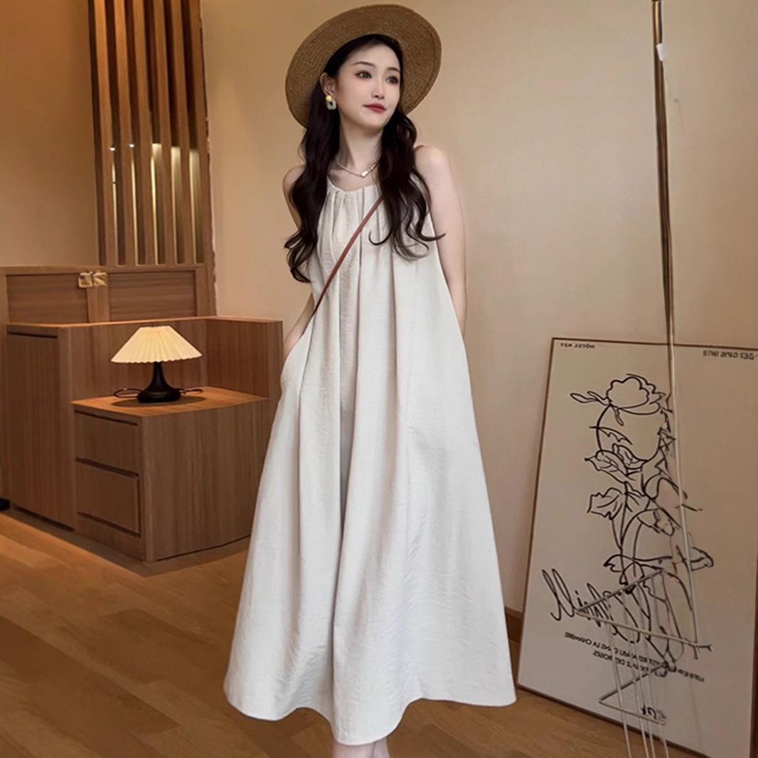 

2025 Women s Early Summer Sleeveless Beach Halter Dress One Size