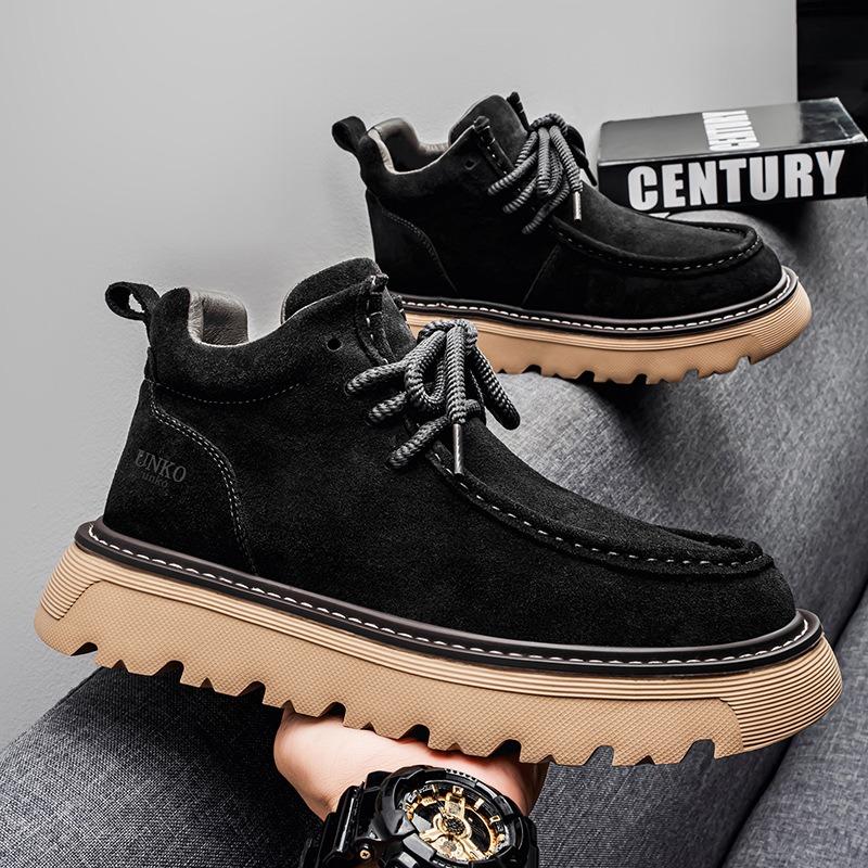 Autumn Men's Luxury Suede Leather Casual Shoes Classic Retro Outdoor Sports Leisure Shoes British Low-top Loafers Soft Men Boots