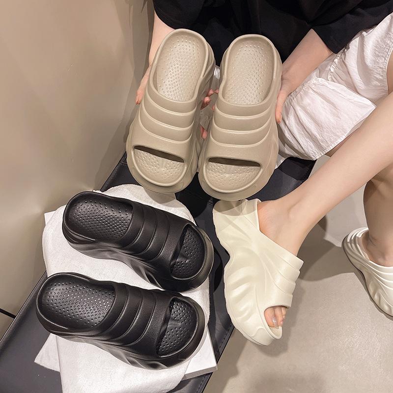 Women's Thick Sole Heightened Non-slip Wearing Comfortable and Non-tiring Slippers - EVA Beach Home Outdoor Sandals