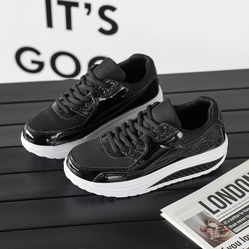 TUINANLE Women Sneakers Golden Mens Shiny Mirrors Shoes Casual Glitter Streetwear Hip Hop Mens Sneakers