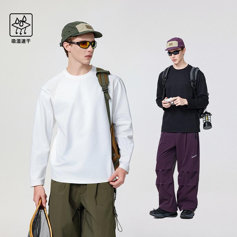 Breathable Raglan-Sleeve Top with Stylish Details Comfortable Everyday Commute T-Shirt with A Round Neckline