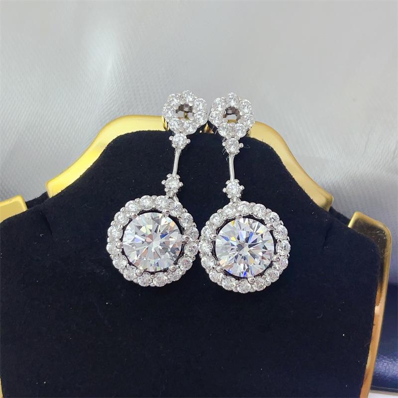 Luxury 4 Carat D Color Moissanite Stud Earrings for Women - European & American Style Dangle Earrings