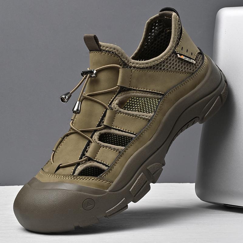 Fashion Hollow Out Summer Men's Sandals Ultra-light Mens Casual Shoes Outdoor Male Besch Shoes Anti-collision Toe Roman Shoes Sneakers