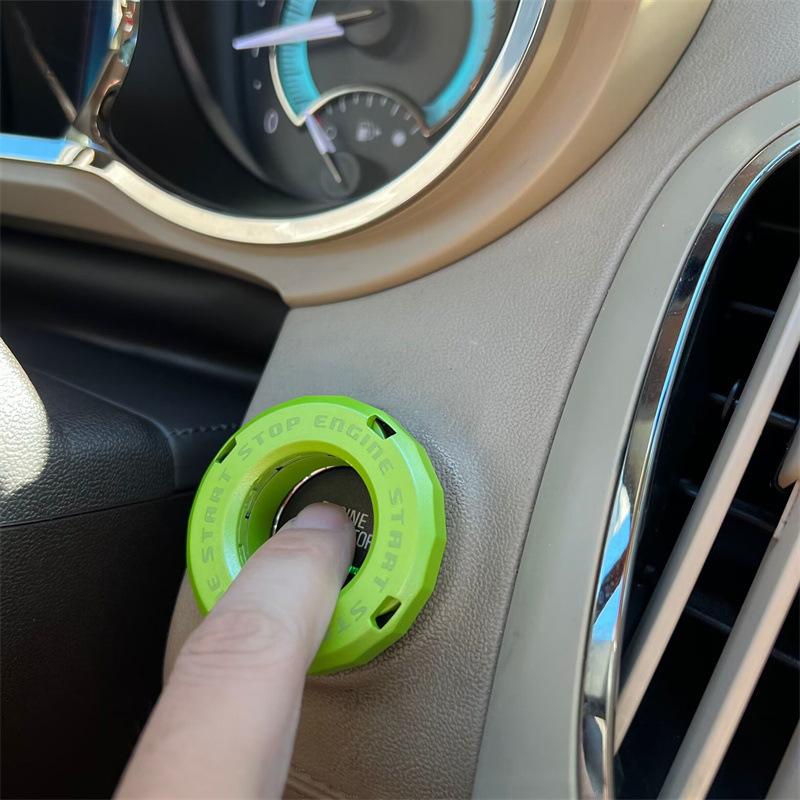 1 STK Auto Innenraum DIY Zubehör Personalisiert Modifiziertes Auto Ein-Knopf Startknopf Zündschalter Drehbarer Schutzdeckel