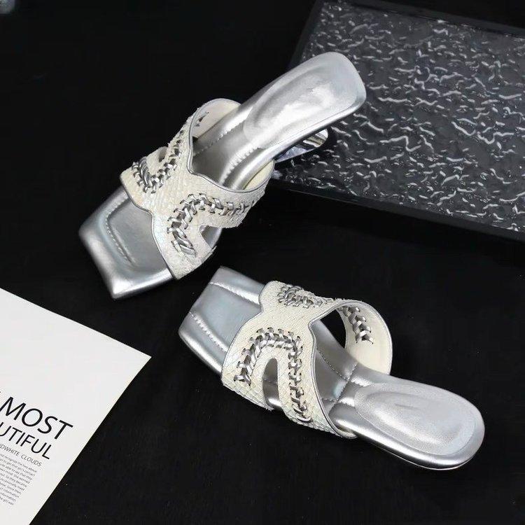 French beautiful h slippers women wear summer giant good-looking not tired feet with skirts high heels woven temperament cool slippers