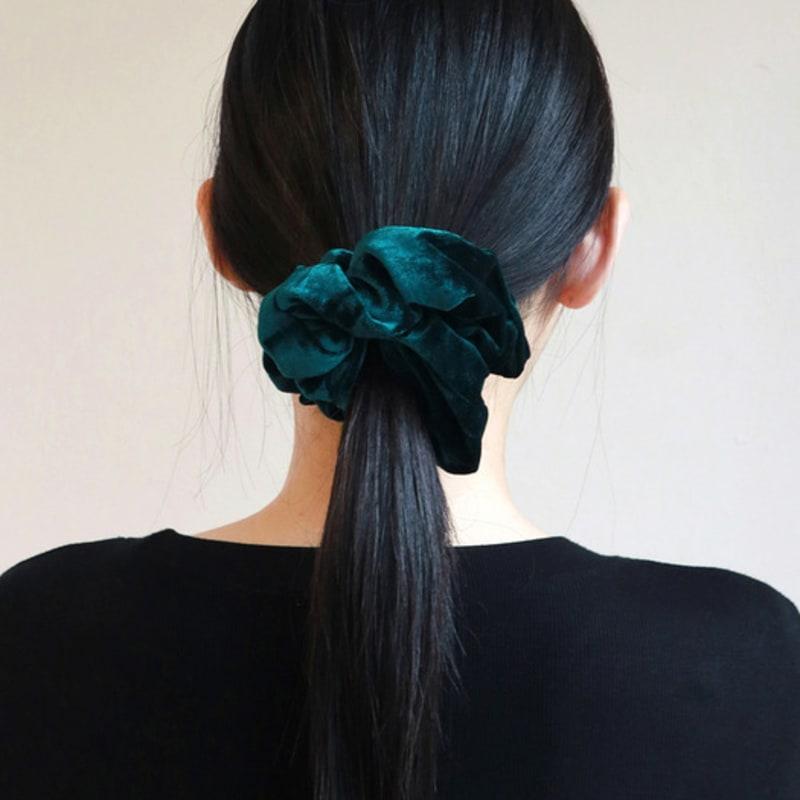 Less is more Velvet Scrunchie_7 colors