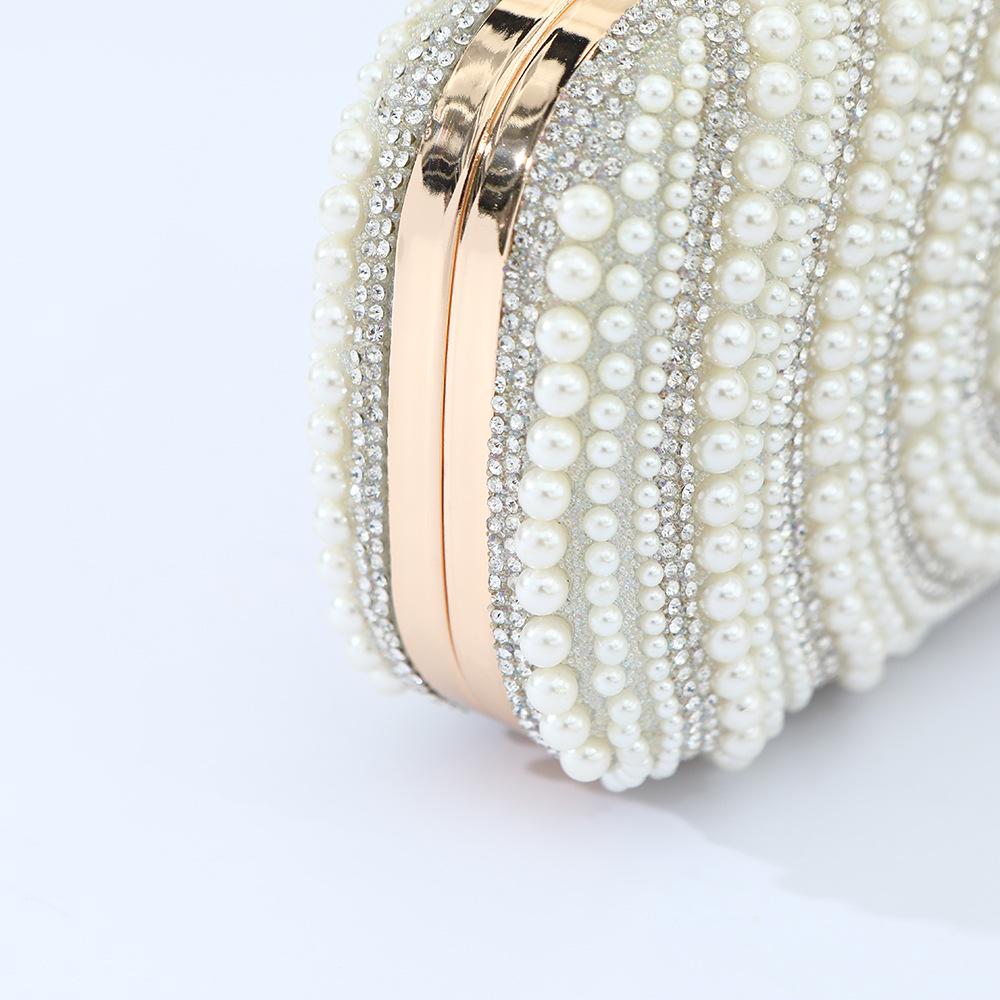 Women's Pearl Clutch: Sweet Ladylike Handbag with Teardrop Pearl Chain for Parties and Evenings
