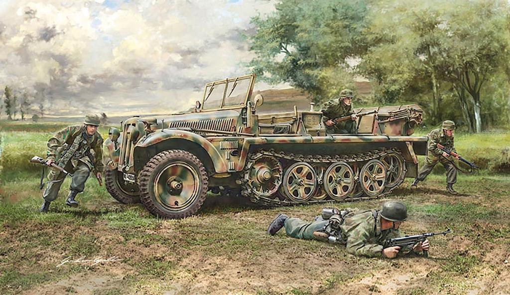 Platz Italeri 135 WW2 German Sd.Kfz.10 Demag D7 Fallschirmjäger Figures (4 Figures Included) Plastic Model IT6561 (Combat Vehicle)