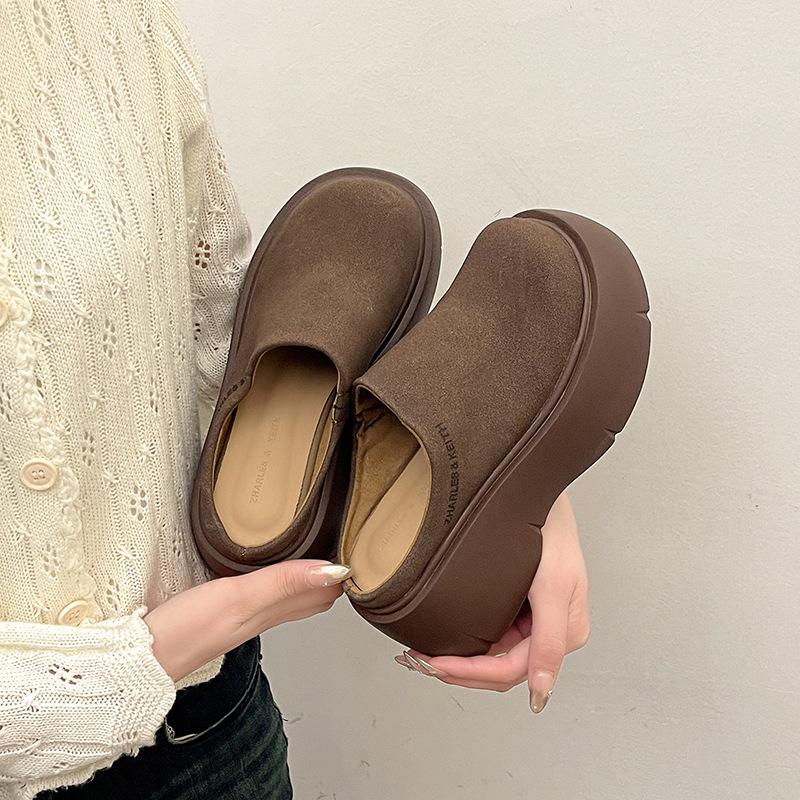 Internet celebrity super fire casual slippers women 2025 spring and autumn new outer wear super high heel thick bottom heightening bag head half slipp