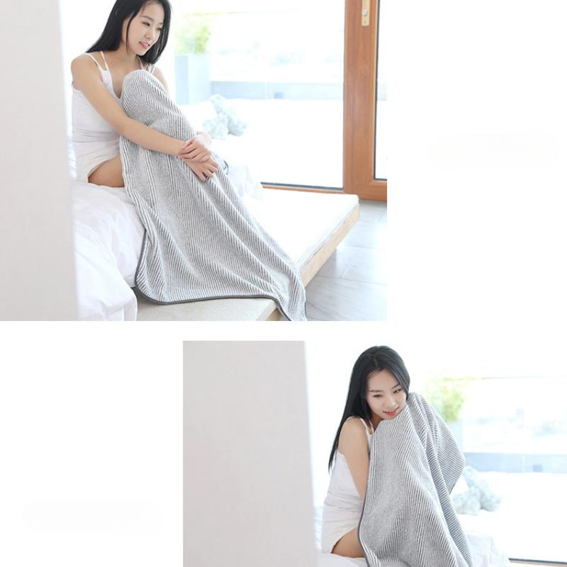 70 X 140cm Home Bath Towel Antibacterial Bamboo Charcoal Fiber Soft Large Bath Towel Absorbent Household Bath Towel for Gym Sports Shower Robe