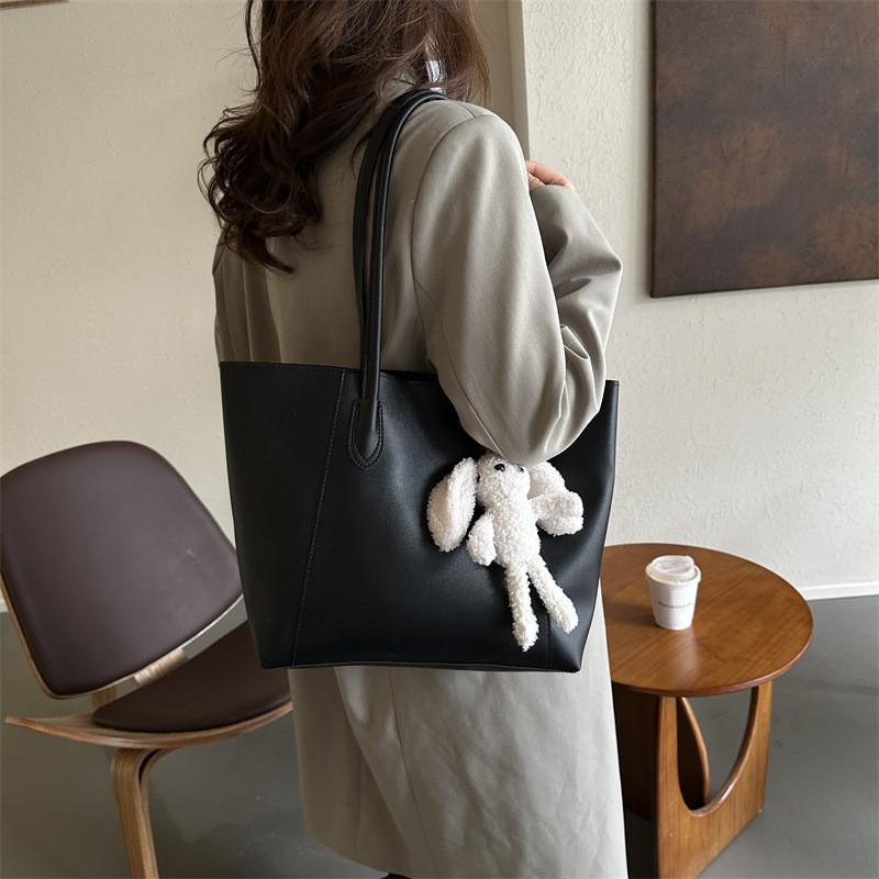 Stylish Retro Simple Tote Bag For Women With Large Capacity Perfect For Commuting
