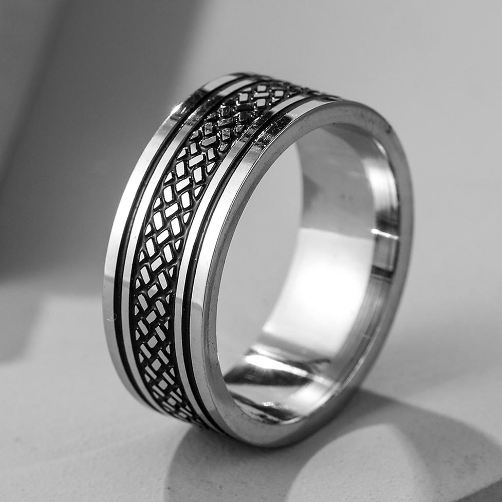 New Vintage 8mm Black Pattern Ring for Men and Women