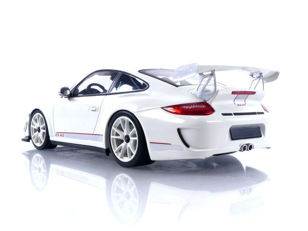 Minichamps scale Porsche 911 GT3 RS 2011 White 1/18 4.0