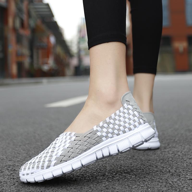 Dames Zomer Ademende Zilveren Moccasin Strandschoenen Dames Zwart Casual Instappers Rijschoenen Gevlochten Blauwe Platte Schoenen Sneakers Grote Maten