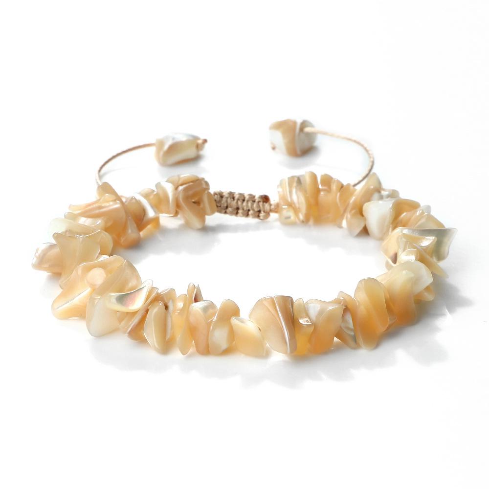 Handgefertigtes Perlenseil-Armband mit unregelmäßigen Muschelsplittern - Verstellbar für Damen