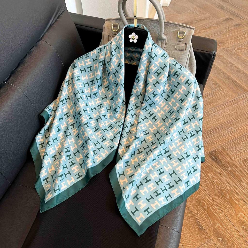 91Cm square scarf silk scarf women's new literary and fashion scarf accessories autumn and winter retro versatile shawl