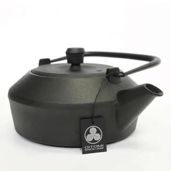 Authentic Nanbu Hoshodo OITOMI Ironware 1L Direct Iron Anemia Hot Water Movable Kettle, Matsukaze, (Gas, IH, Charcoal, Fire, Supplement, Prevention,