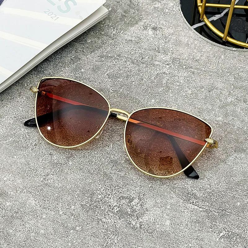 New Sexy Small Vintage Cat Eye Sunglasses Woman Vintage Sun Glasses Female Ladies Cat Eye Sunglass Metal Frame Glasses