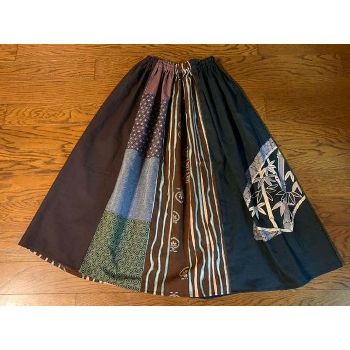 Used Dark Green, Brown, Pink Retro Japanese Pattern Skirt 165