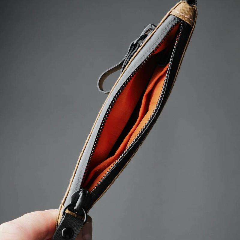 Men's Outdoor Anti-theft Brush RFID Card Bag Multifunctional ID Card Clip Pen Tool Key Headphone Mini Item Storage Bag