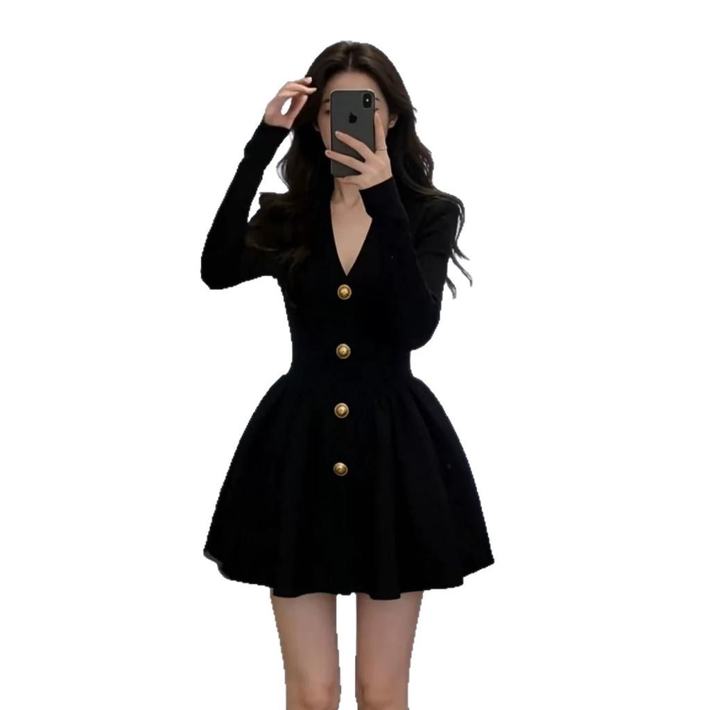 Small French V-neck Waist Dress for Women's Autumn and Winter High-end Sense New Light Luxury and Thin Temperament A-word Dress