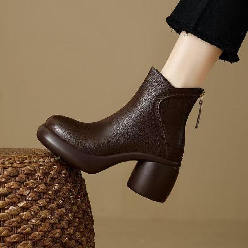 Brown round head short boots women's soft leather new thick-soled autumn and winter velvet rear zipper muffin bottom Martin boots thick heel