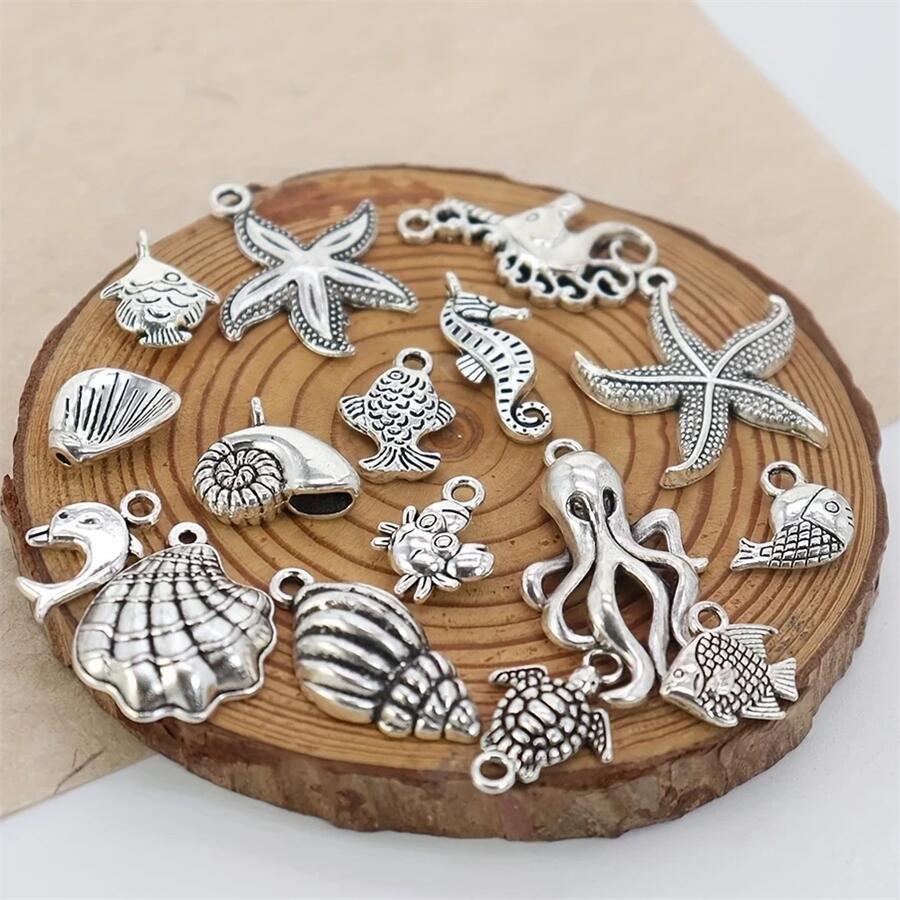 18/48Pcs/Lot Silvery Marine Life Charms For Handmade DIY Bracelets Conch/shells/turtles/fish/seahorse Pendants Earrings And Necklace Jewelry Making.