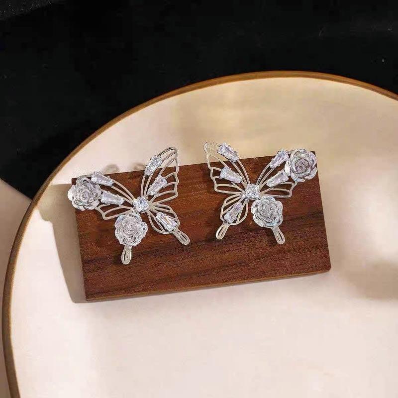 Super Fairy Temperament Literary Butterfly Hollow Earrings Niche Design Sense Exquisite Rose Slightly Inlaid Versatile Earrings