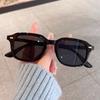 Korean Stylish Men Sunglasses Rivets Decoration Square Shape Sun Glasses for Women Holiday Travelling Sunglass for Women