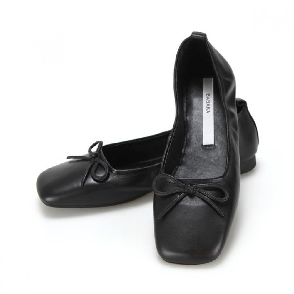 Barbara Lambskin Square Toe 1cm Flat Bbc580bk 250mm