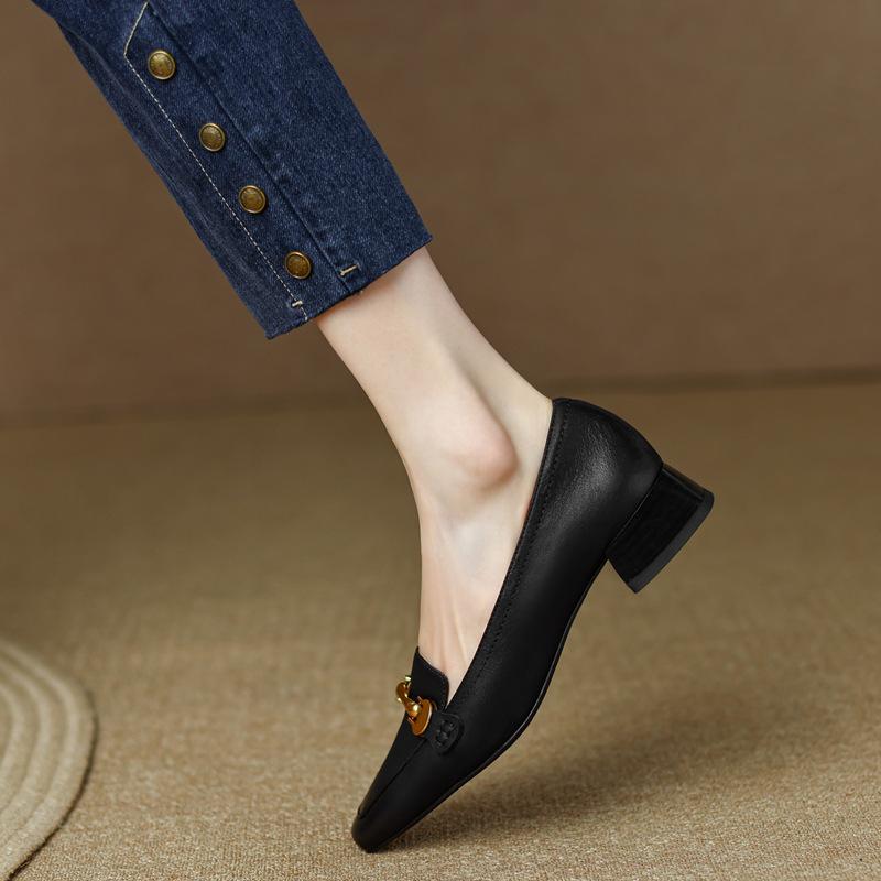 Retro Leather Shoes - New Women's Style, Versatile, Thick Mid-heel, Shallow Toe, Single Shoe