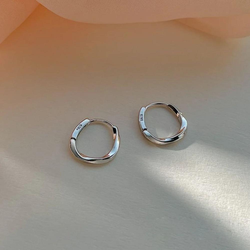 

925 Sterling Silver Round Stud Earrings for Women Simple Inlaid Design Hoops Earrings Wedding Party Jewelry Accessories Gifts
