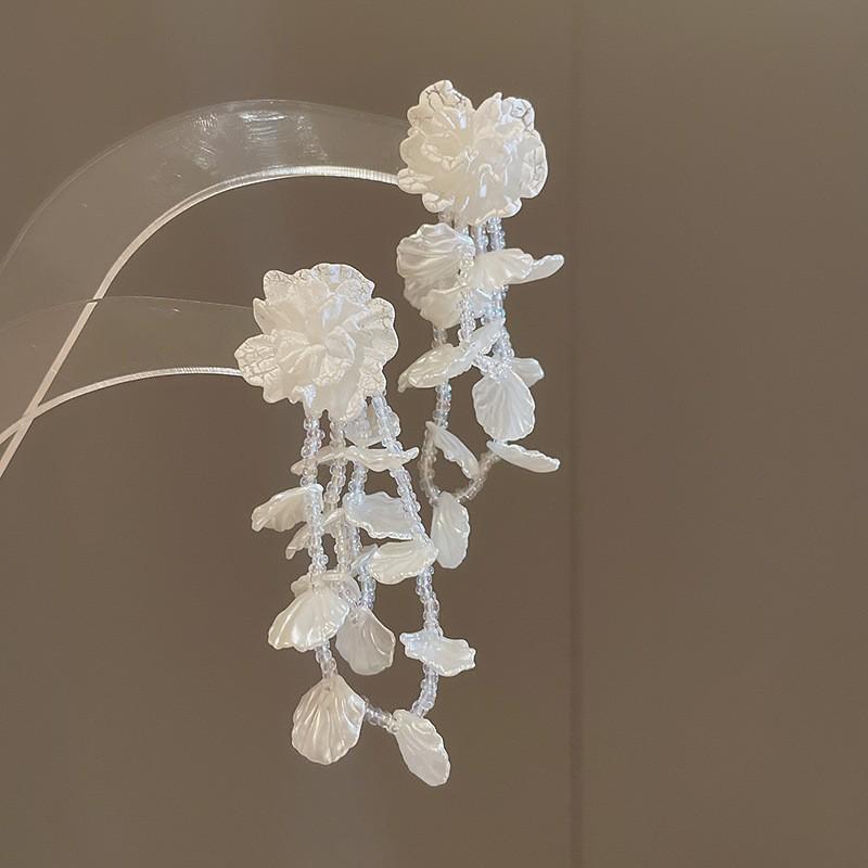 Diamantbesetzte Perlenblatt-Quastenohrringe: Luxuriöses, vielseitiges Design für Eleganz in der Mode