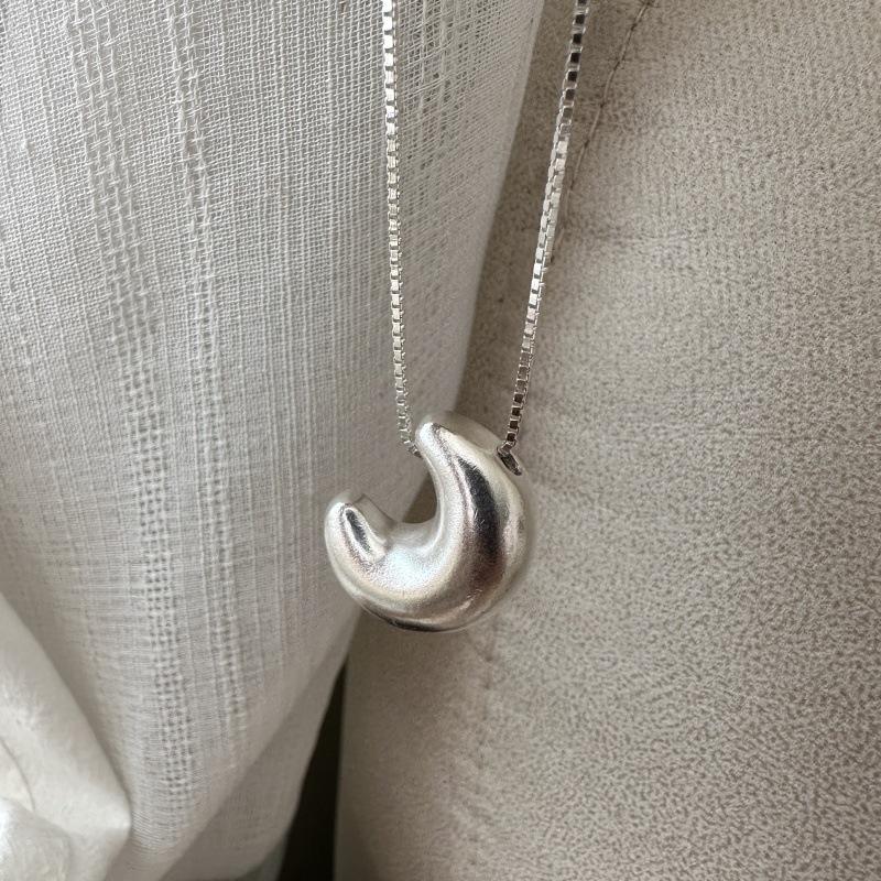 Fashion Chunky Moon Pendant 925 Sterling Silver Dainty Sweater Box Chain Necklace for Women
