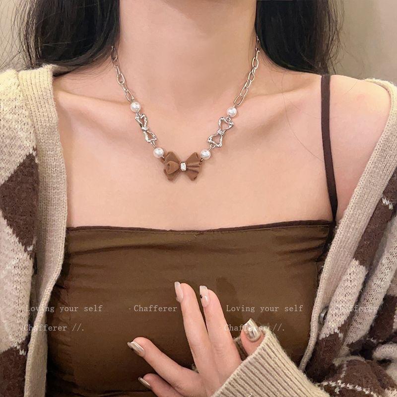 Flocking Bow Necklace Women's Retro Temperament Pearl Splicing Collarbone Chain New Trendy Versatile Neck Chain