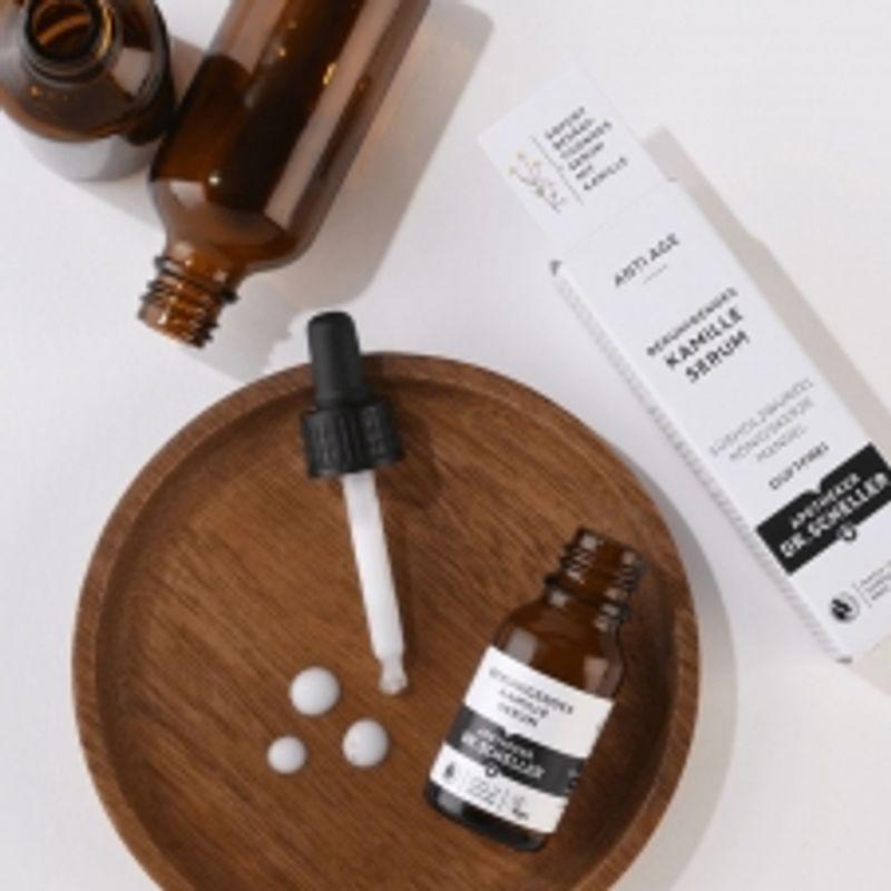 Dr. Schöler Wygładzające Serum z Rumiankiem 15ml