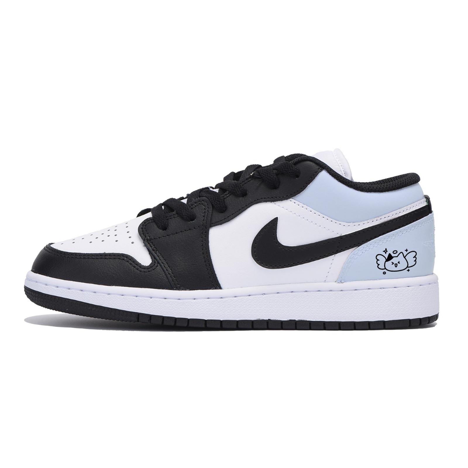 

Jordan Air Jordan 1 Puppy Fragment Slip Resistant Abrasion Resistant Low top Vintage Basketball Shoes Men s Black Blue 553558-131(Team85-) 43