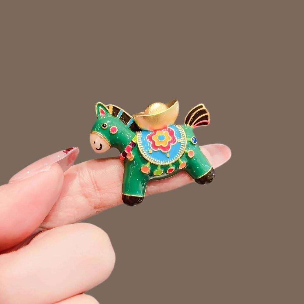Chinese New Year Enamel Yuanbao Horse Brooch Metal Zinc Zinc Alloy Animal Lapel Pins Zodiac Pony Pin  Friends