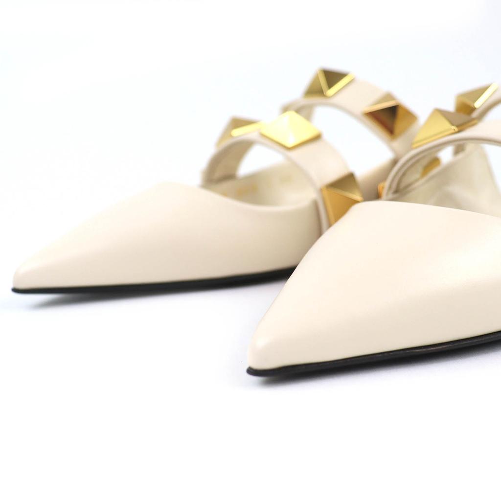 Vynikající Valentino Garavani Mules Římský cvoček ploché mule sandály Slonová kost 35 WW2S0BK8 Použité