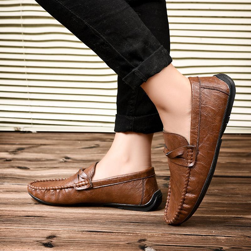 Fashion Hot selling gentlemen Comfortable driving shoes Men Fashion Business  New Loafers Lightweight Mens Slip on Office  Men's Shoes