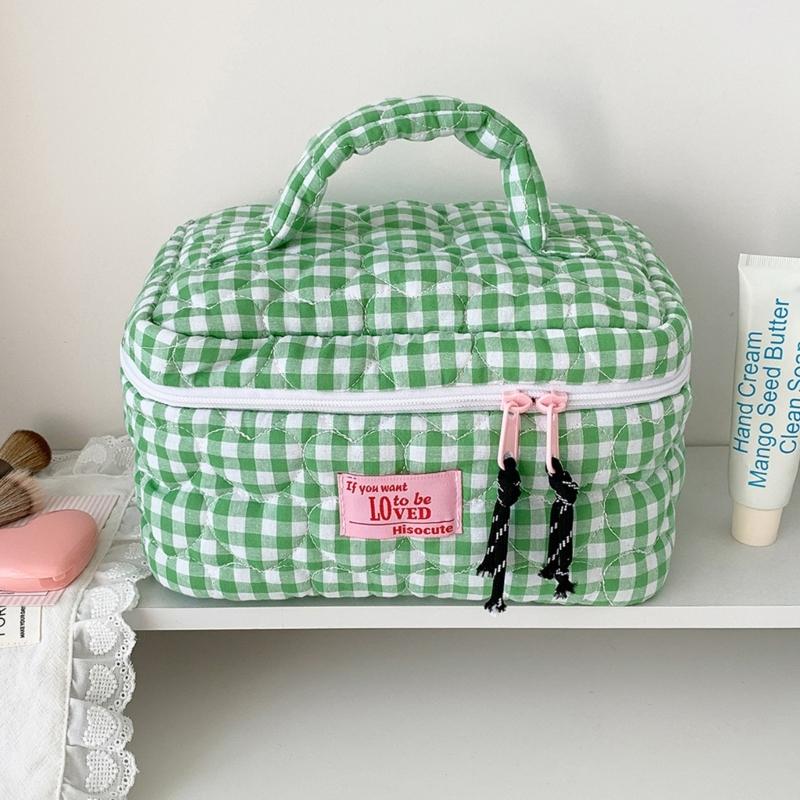 For Travel And Gym Use Convenient Hand Carry Plaids Cosmetic Storage Bag Large Capacity Quilted Heart Embroidery