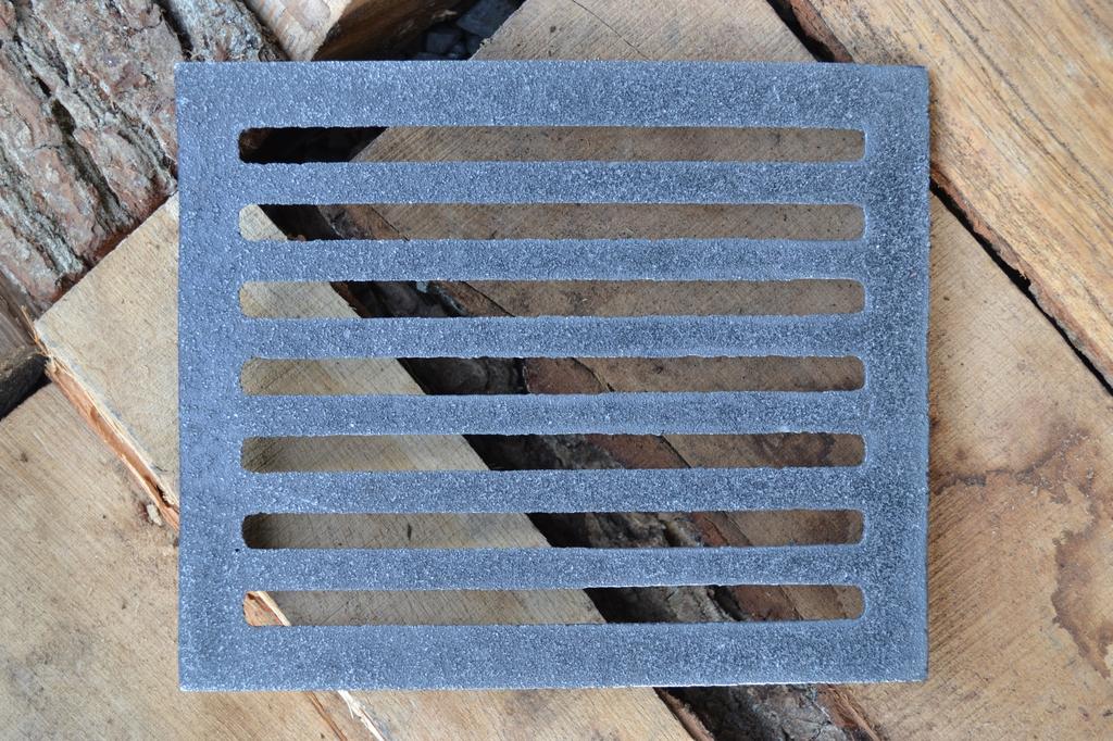 Ca177 - 23 X 19 Cm - Ruszt Żeliwny Do Pieca, Kominka, Kuchni