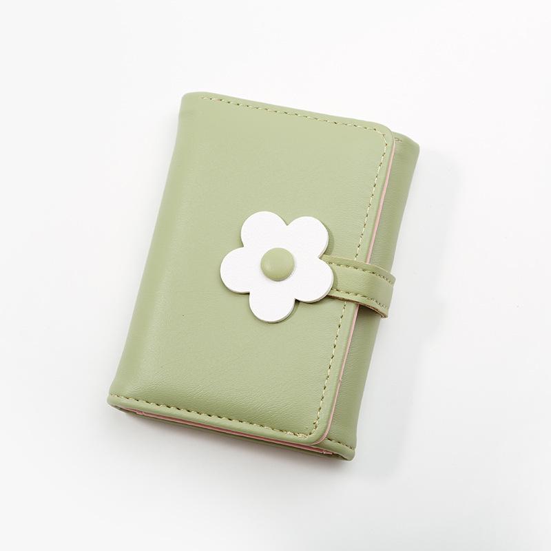 Fresh Daisy Trifold Student Wallet - Simple, Sweet, and Cute Japanese-Korean Style