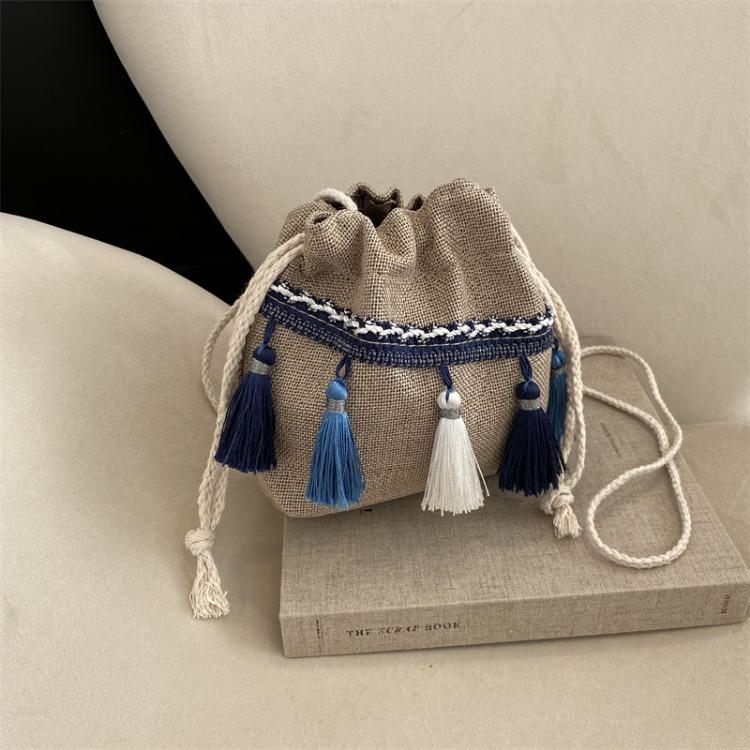 Handbag for Women Korean Version Fashionable Versatile Bucket Bag for Girls Ethnic Style Single Shoulder Diagonal Cross Drawstring Tassel