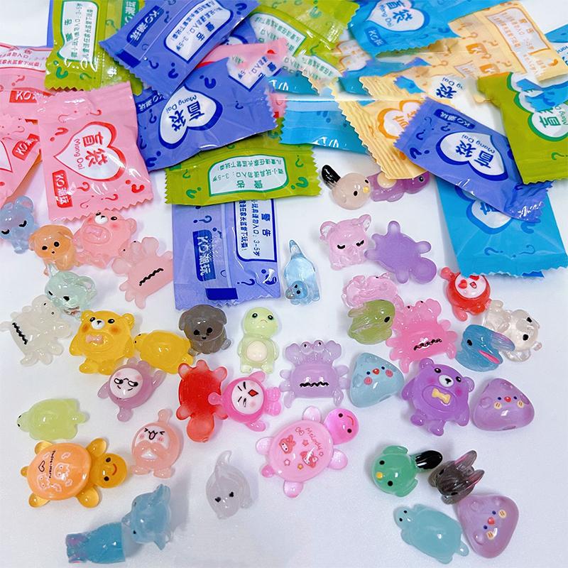 10pcs Mini Luminous Simulation Animal Ornaments Home Desktop Car Decoration Gift